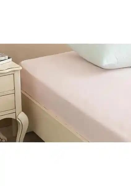 Pamuklu Çarşaflar Karşılaştırması: English Home ve Soley Jersey Modelleri