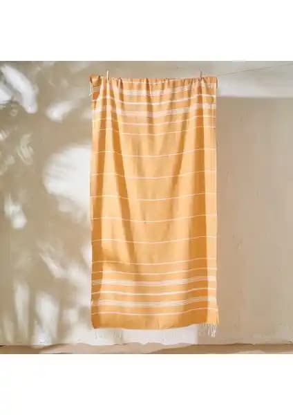 Bella Maison ve Green Petition Plaj Havlusu Karşılaştırması: Özellikler ve Kullanım Avantajları