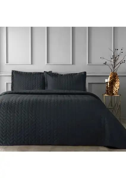 Linens Vita ve Taç Glory Yatak Örtüsü Karşılaştırması Beyaz ve Siyah Seçenekleri 2