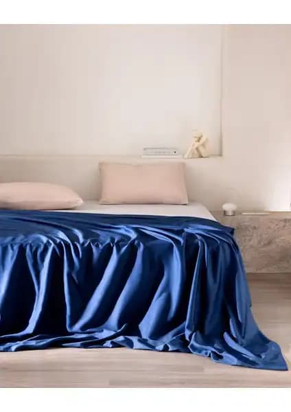 Madame Coco Ciel Çift Kişilik %100 Pamuk Saten Nevresim Lacivert Modern Tasarım