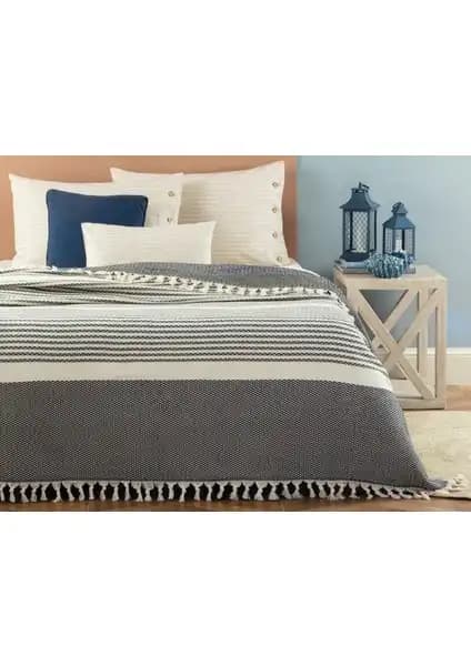 Madame Coco Denney King Size Yatak Örtüsü: Şık ve Konforlu Yatak Dekorasyonu Çözümü