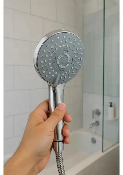 Saban 3 Fonksiyonlu Krom Kaplama Duş Başlığı ve Hortum ile Konforlu Banyo Deneyimi