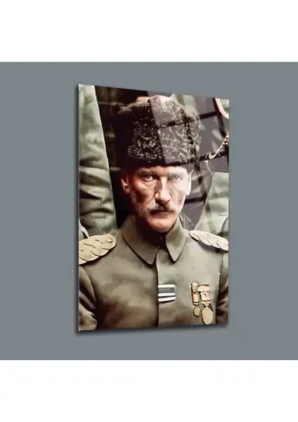 SRD Konsept Atatürk 46 Cam Tablo: Modern ve Anlamlı Duvar Dekorasyonu Ürünü