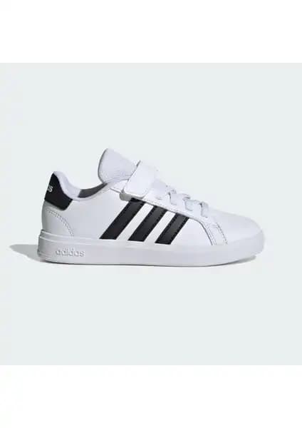 adidas Advantage Base 2.0 ve Grand Court 2.0 Spor Ayakkabıları Karşılaştırması: Hangi Model Çocuklar İçin Daha Uygun? 2