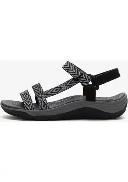 Skechers Kadın Sandaletleri Karşılaştırması: Konfor ve Şıklık Analizi 2