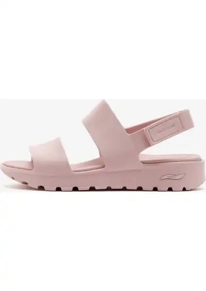 Skechers Kadın Terlik ve Sandalet Karşılaştırması Konfor ve Sağlık Özellikleriyle 1