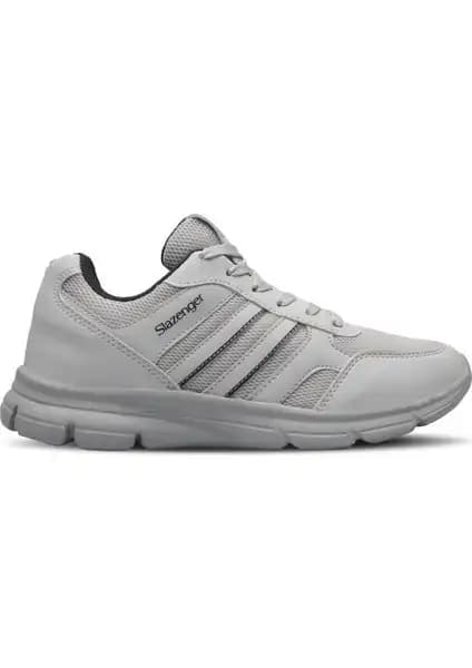 Slazenger EFRAT ve PERA Kadın Sneaker Karşılaştırması: Özellikler ve Kullanıcı Yorumları 1