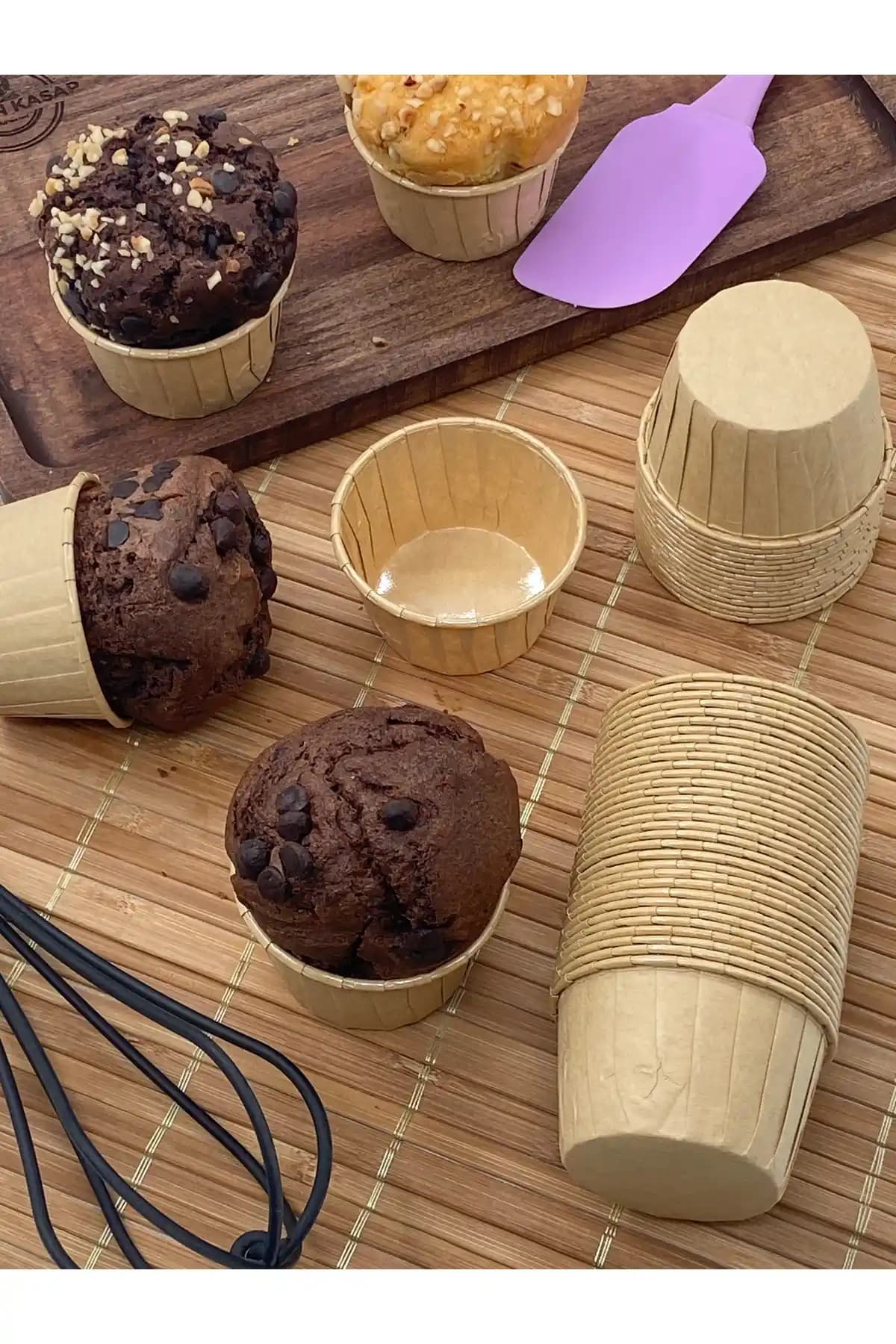 Kraft Muffin Kalıbı Seti 25 Adet, Çok Renkli, Isıya Dayanıklı Tek Porsiyon Sunum İçin