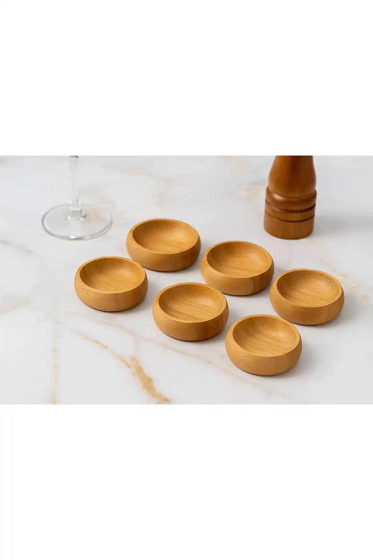 Umut Züccaciye Bambu 6'lı Çerezlik Sunum Seti: Doğal Sıcaklık ve Şık Fonksiyonellik