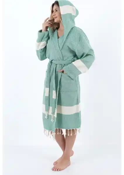 Buldan Concept Celena Peştemal Bornoz ve Oyalı Textile Çocuk Bornozu Karşılaştırması