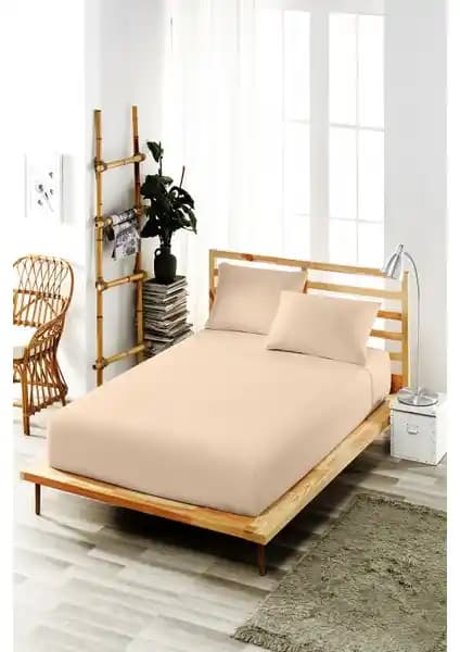 Ely Parker ve English Home Lastikli Çarşaf Takımları Karşılaştırması