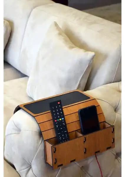 İki Farklı Yan Sehpa ve Düzenleyici Ürünlerinin Detaylı Karşılaştırması