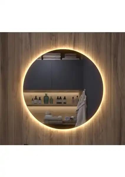 Mirrorland 70 cm Gün Işığı LED ve 80 cm Beyaz LED Kumlamalı Ayna Karşılaştırması