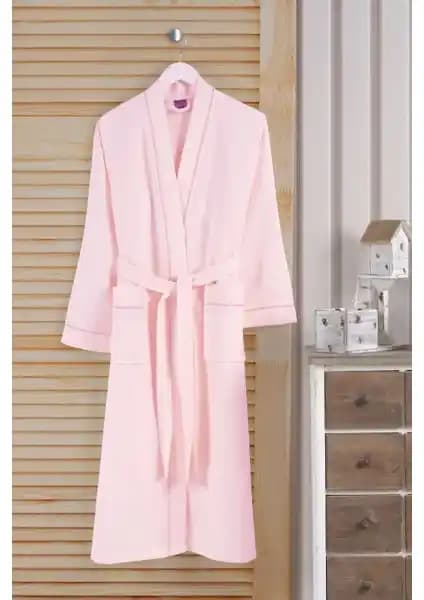 Varol Dama Serisi Bornoz Karşılaştırması: Kimono ve Şal Yaka Modellerinin Özellikleri