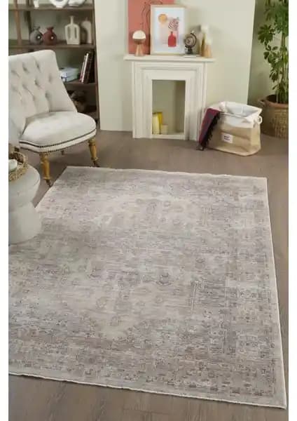 Venucci Halı Karşılaştırması: Valeria Polyester Modern ve Quincey Yuşak Halı İncelemesi