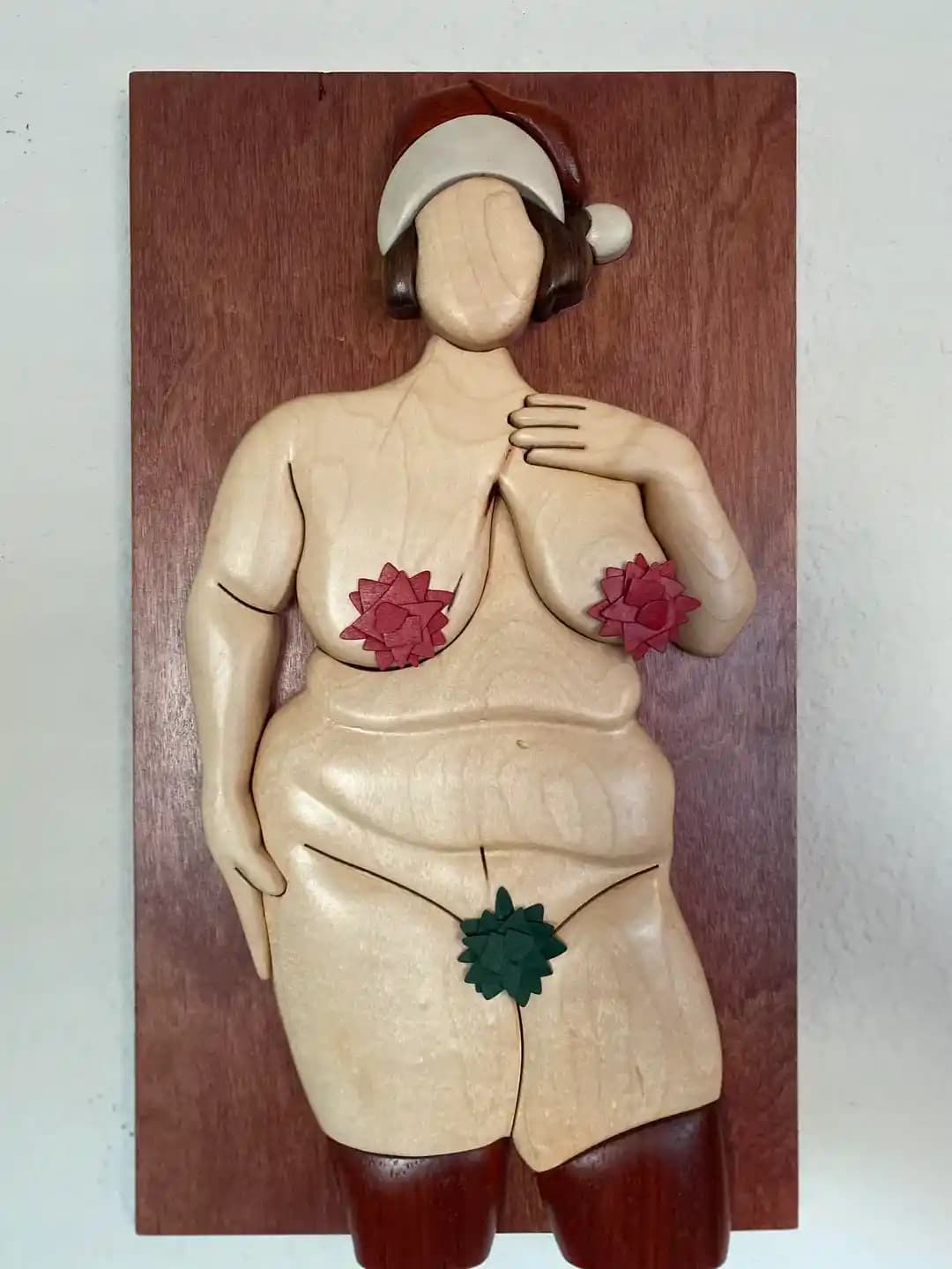 Ahşap Oyma Sanatında Vücut Formlarının Estetik Temsili ve Malzeme Kullanımı