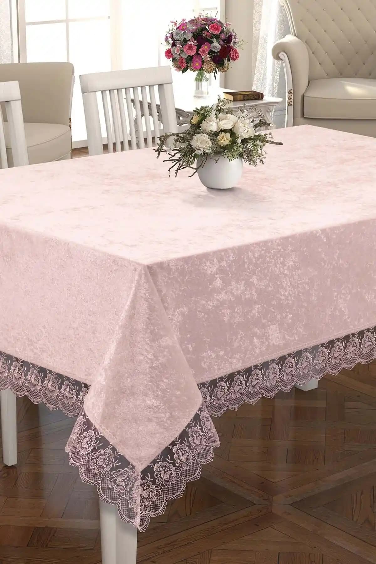 AYHANHOME Fransız Güpürlü Lüks Kadife Masa Örtüsü: Şık ve Dayanıklı Tasarım Özellikleri