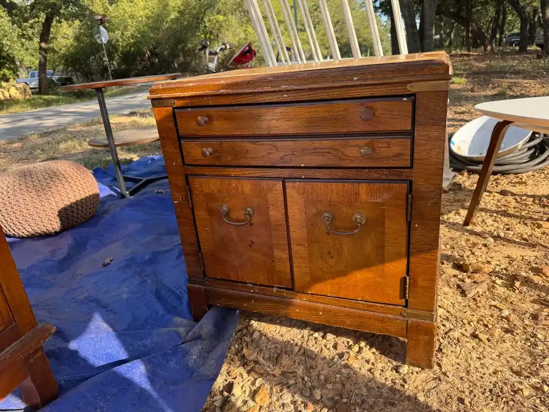 Burlwood Lane Yan Sehpa Restorasyonu: Hassas Teknikler ve Kullanılan Malzemeler