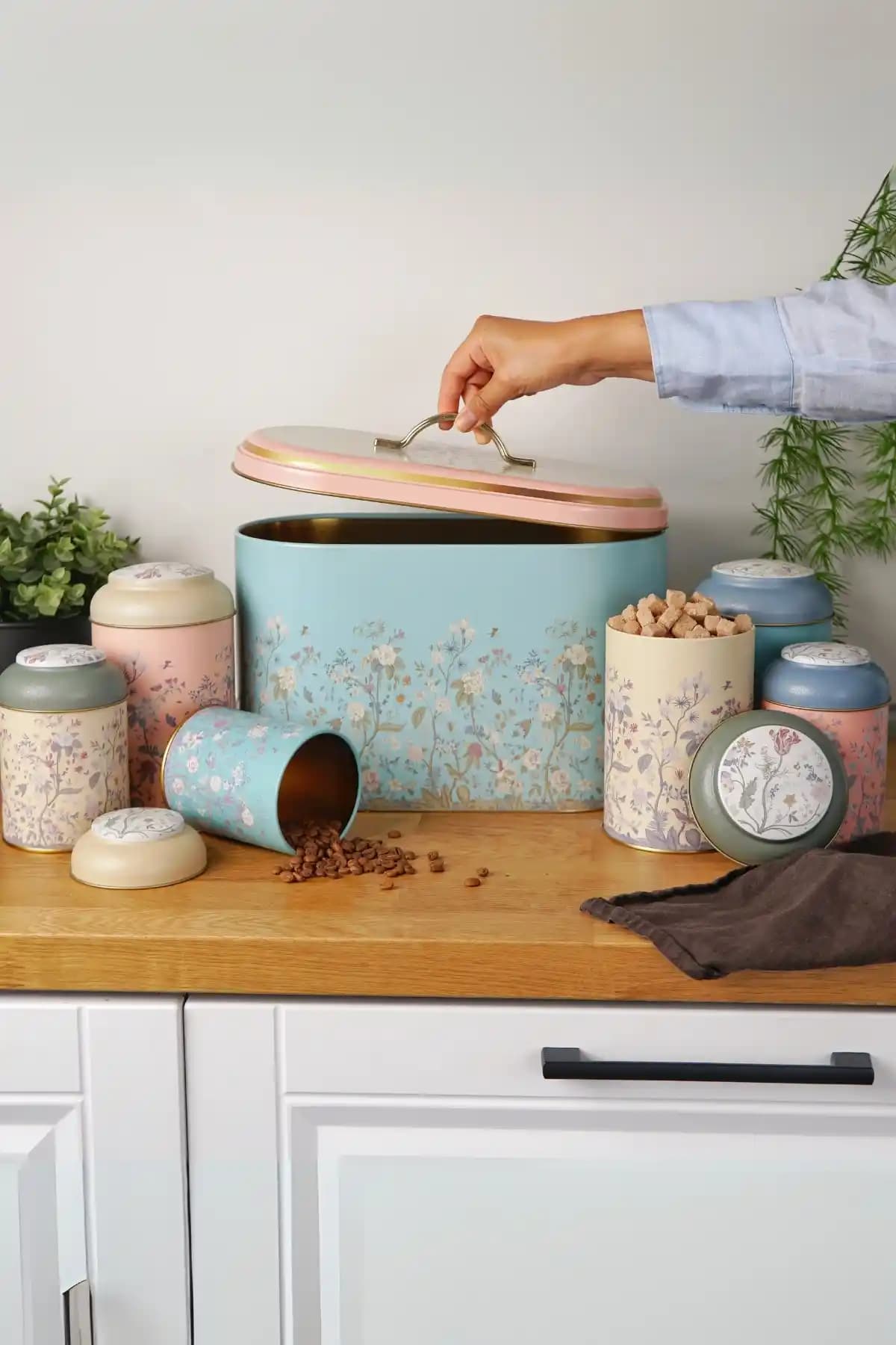 Evle Erb01u2 Oval Ekmek Kutusu 7'li Set Modern ve Dayanıklı Mutfak Dekorasyonu