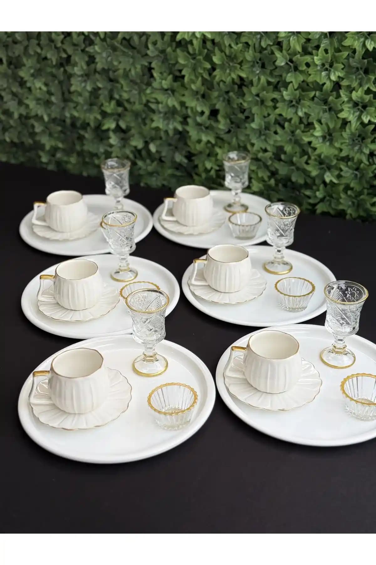 HediyeKöşkü 6 Kişilik Papatya Lüks Kahve Sunum Seti Modern ve Şık Tasarım