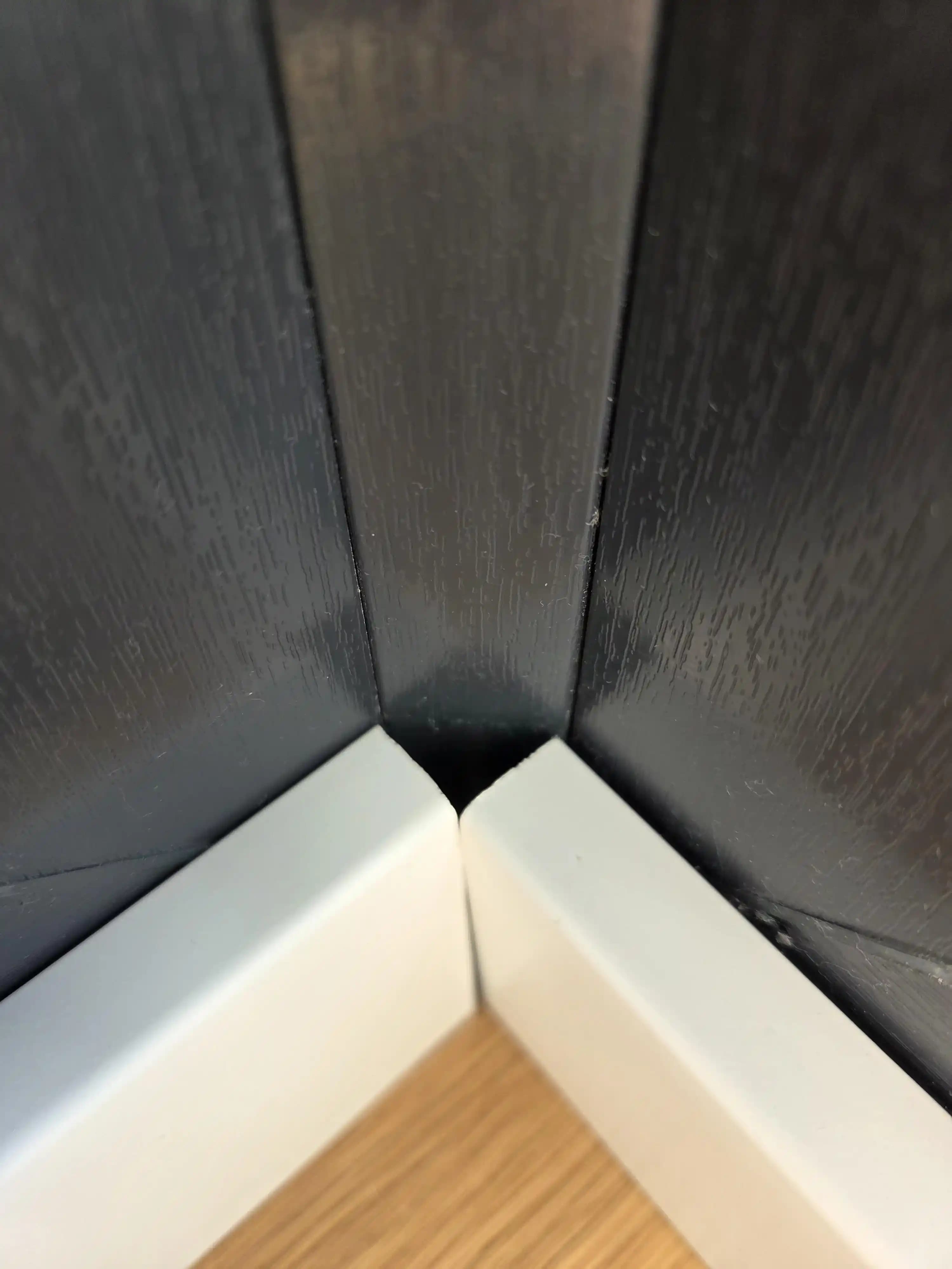 Köşe Profillerinde Kesim Teknikleri: 45 Derece ve Alternatif Yöntemlerin Uygulanması