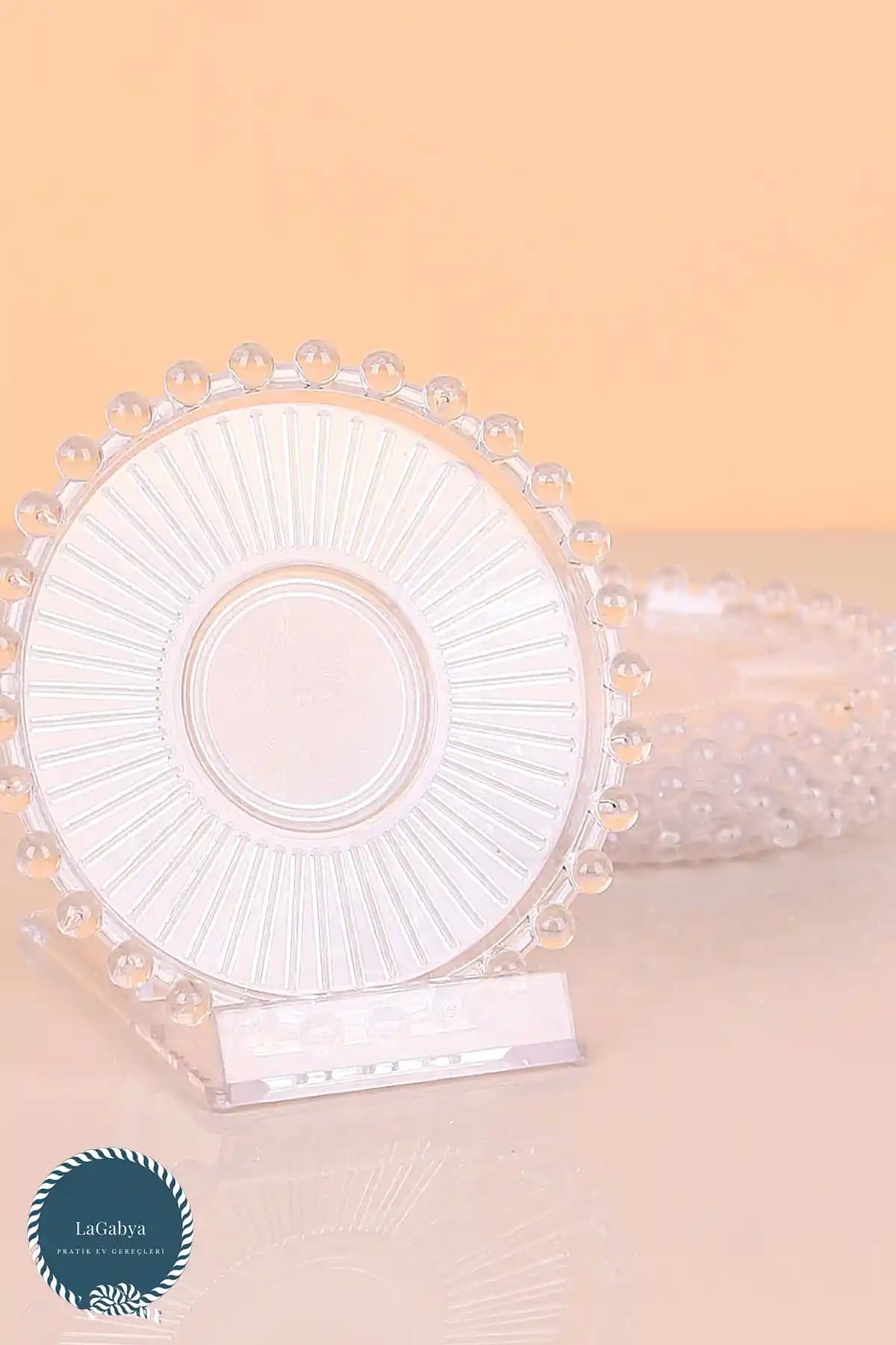 LaGabya 12 Adet Akrilik Boncuklu Çay Bardağı Altı Çay Tabağı Seti Modern ve Dayanıklı Tasarım