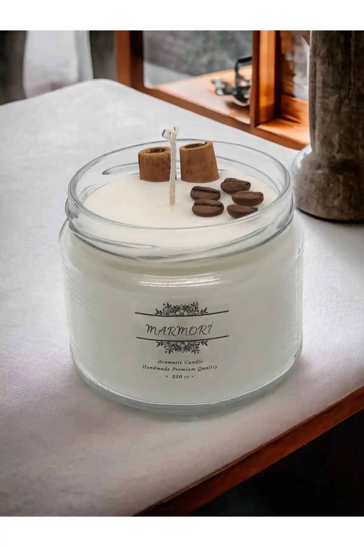 MARMORİ Dekoratif Kış Mumları: Şıklık ve Sıcaklık Katmak İçin İdeal Seçenekler