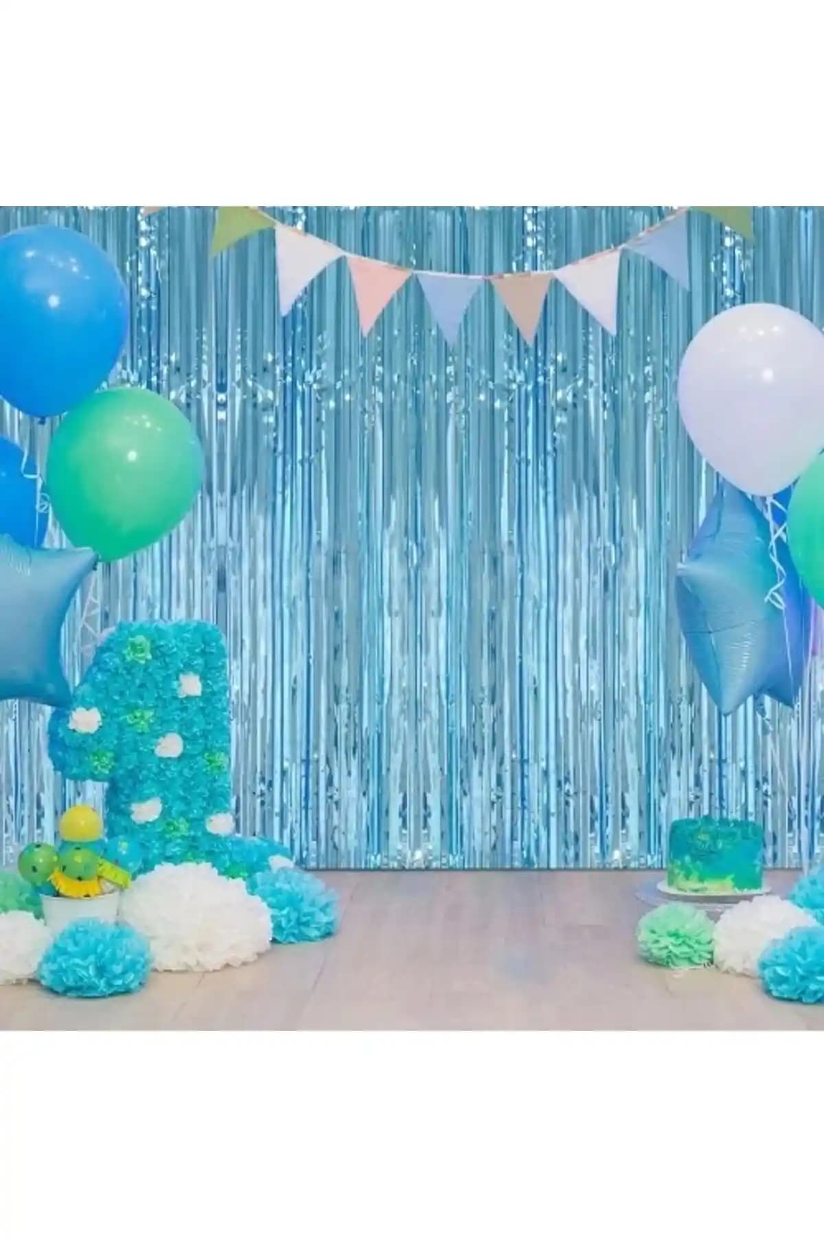 Metalize Mavi Fon Perde Duvar Dekoru Şık ve Enerjik Organizasyonlar İçin Uygun