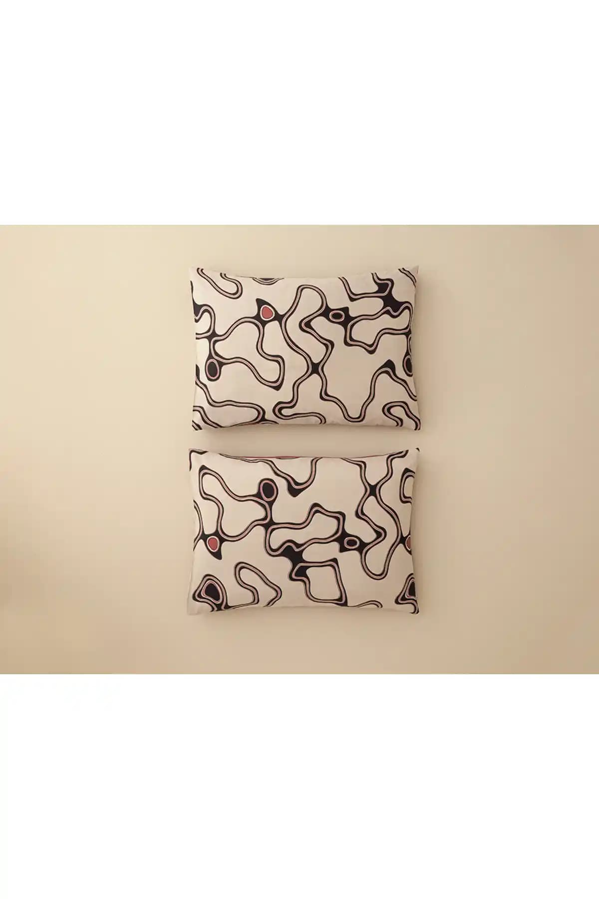 Modern ve Şık İç Mekan Dekorasyonu İçin English Home Abstract Art Yastık Kılıfı 50x70 cm Bej