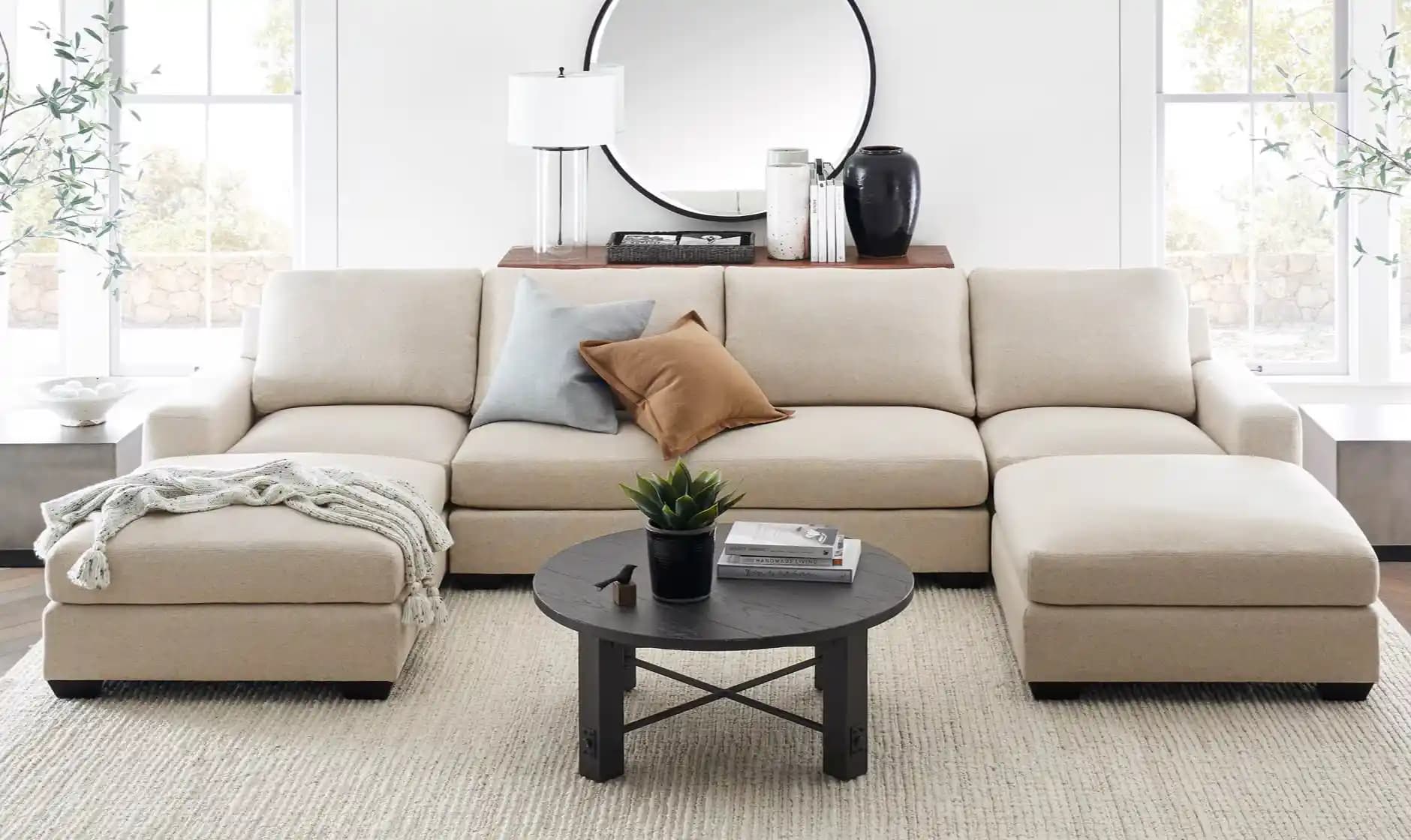 Pottery Barn Big Sur ve Dream Kanepe Modellerinin Konfor, Dayanıklılık ve Müşteri Hizmetleri Analizi