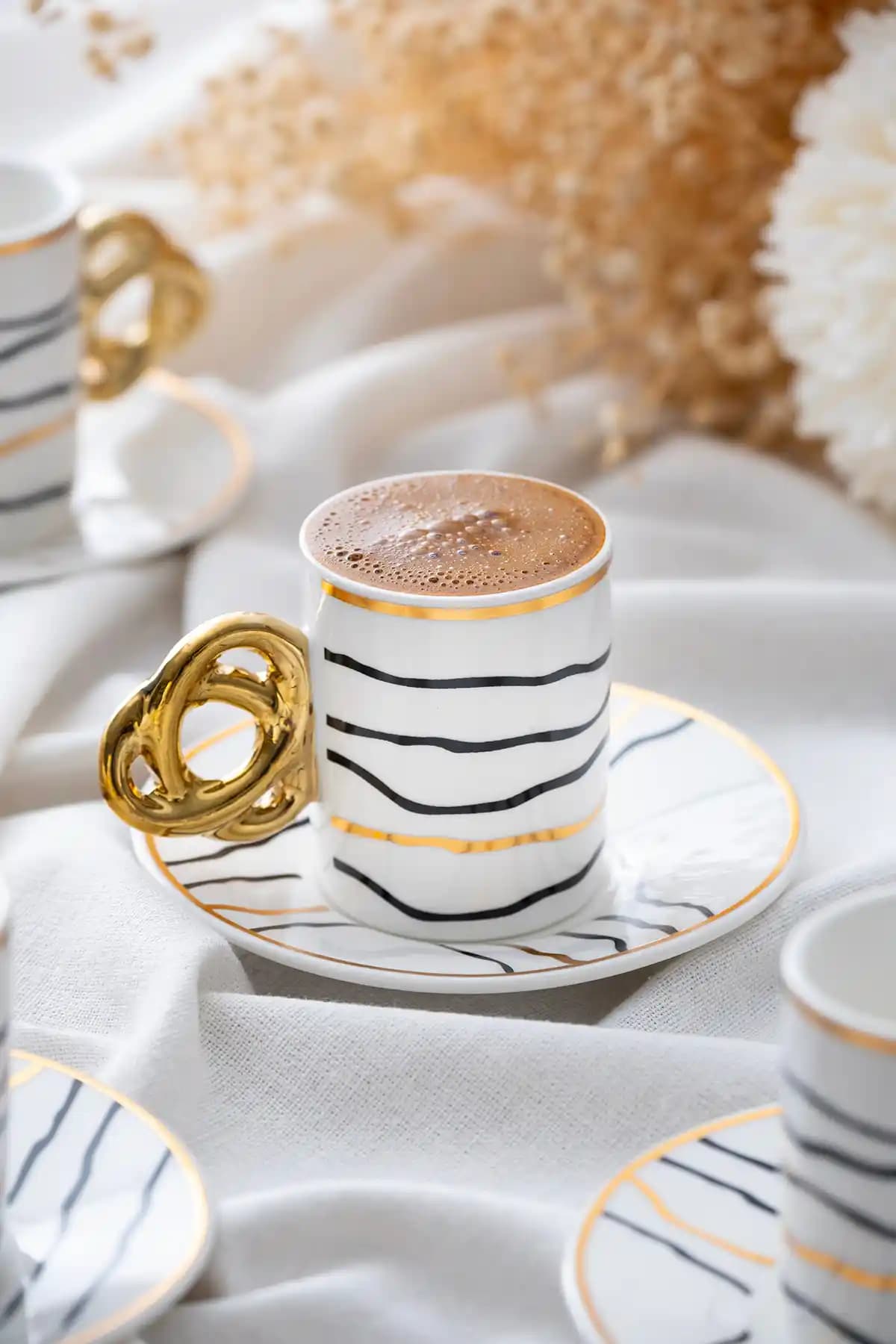 ACAR Lucetta 6 Kişilik Kahve Fincanı Takımı Modern ve Dayanıklı Tasarımıyla Öne Çıkıyor