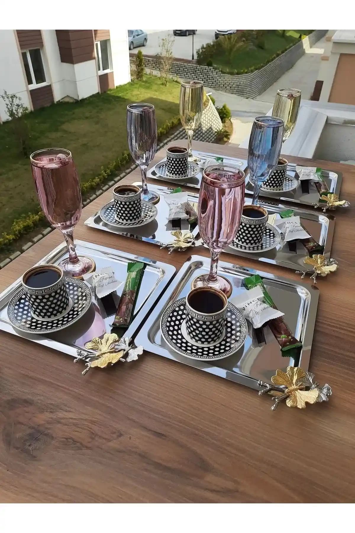 AHİR TİCARET 6'lı Lüx Kare Kahve Sunum Tepsisi Modern ve Şık Tasarım Özellikleri