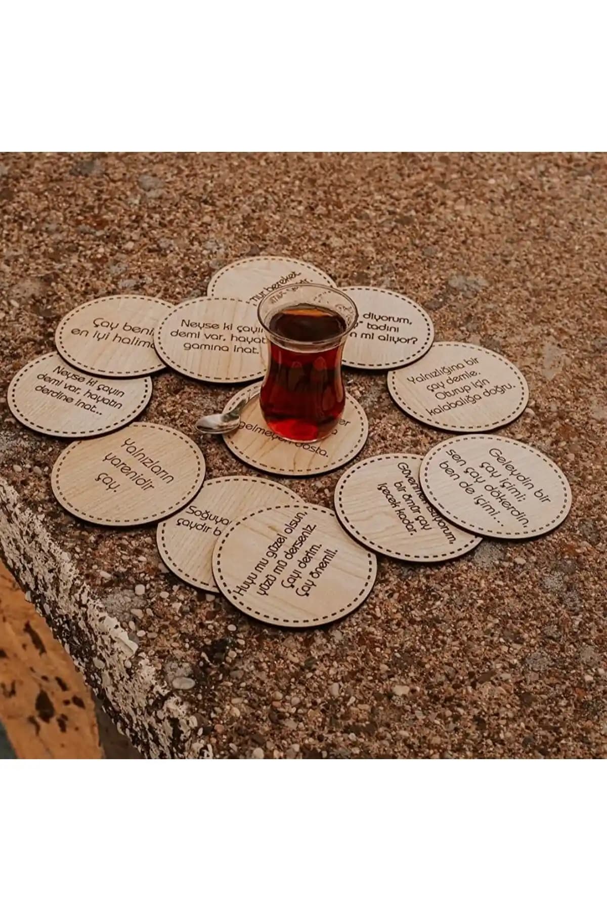 Ahşap Bardak Altlığı Seti: Estetik ve Dayanıklı Tasarım Çözümleri