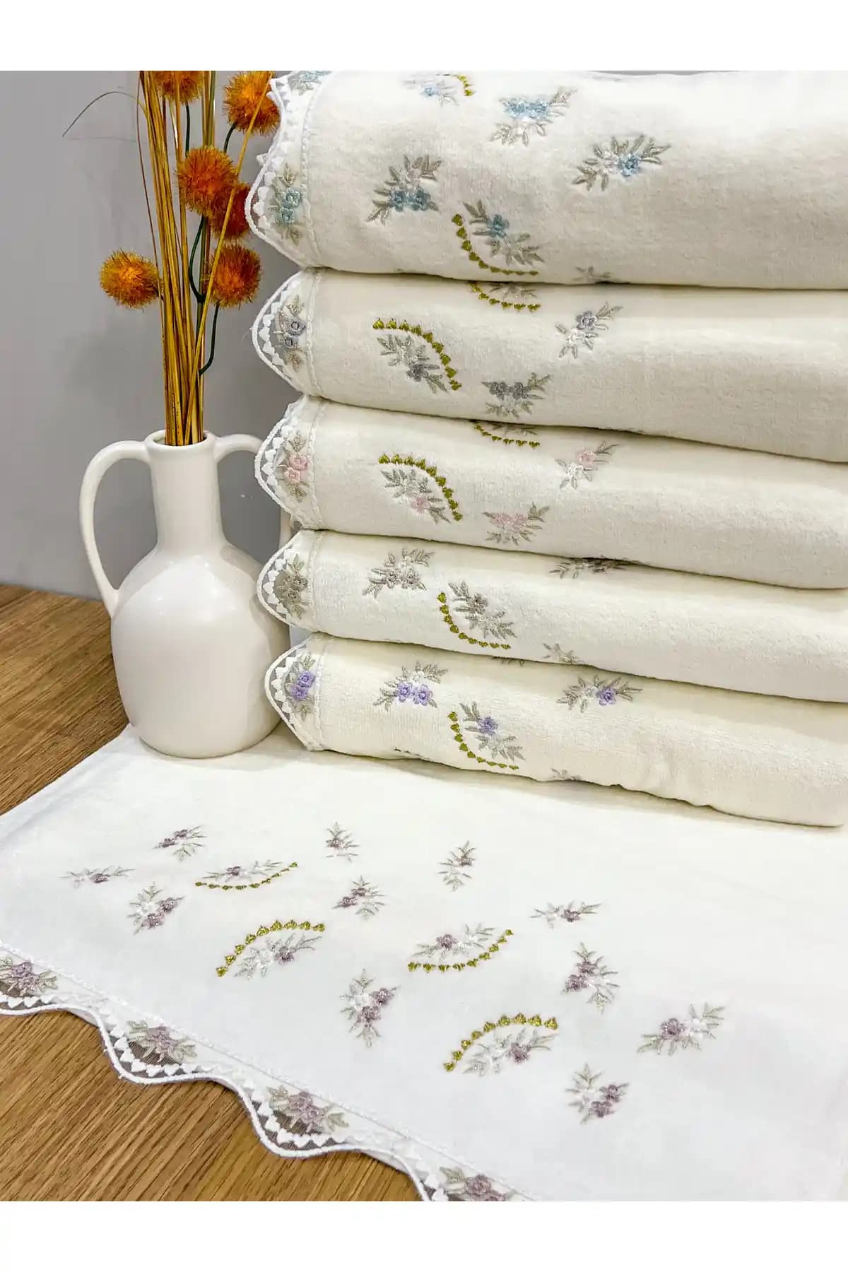 AYHANHOME 6'lı Kadife Yüz Havlusu Seti Fransız Güpür İşlemeli Modern Tasarım