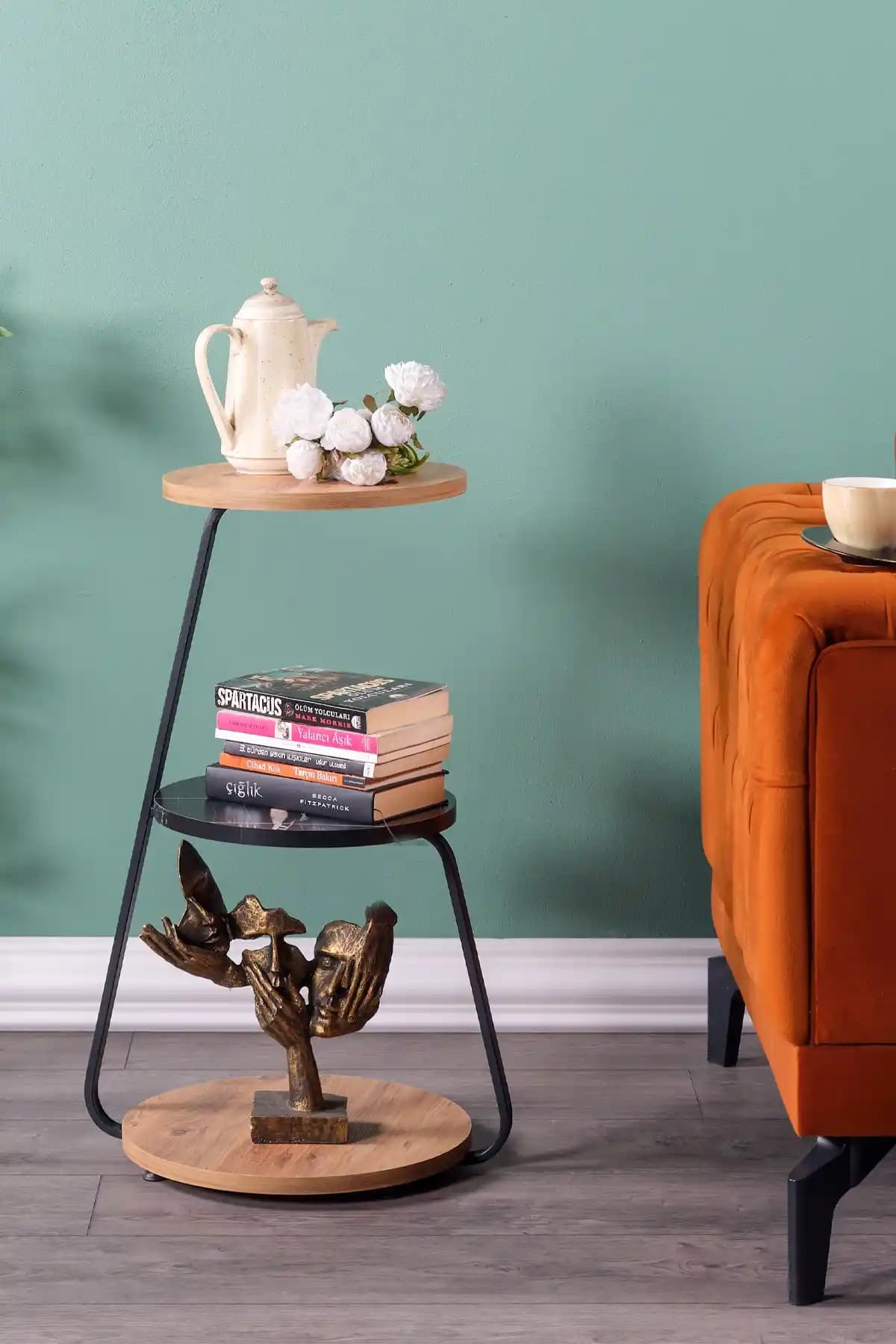 Boss Group Üç Katlı Modern Sehpa: Şık ve Dayanıklı Tasarım Çözümü