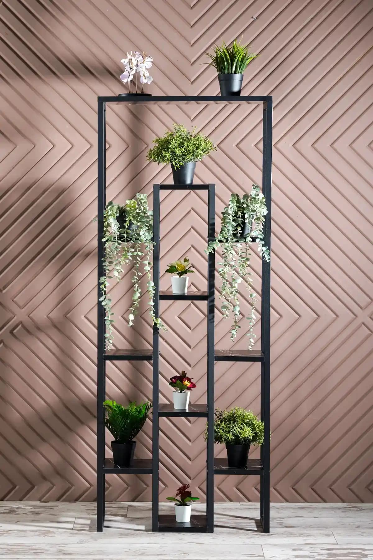 Çocuklar İçin Eğitici Oyuncaklar: Gelişim ve Öğrenme İçin En İyi Seçenekler