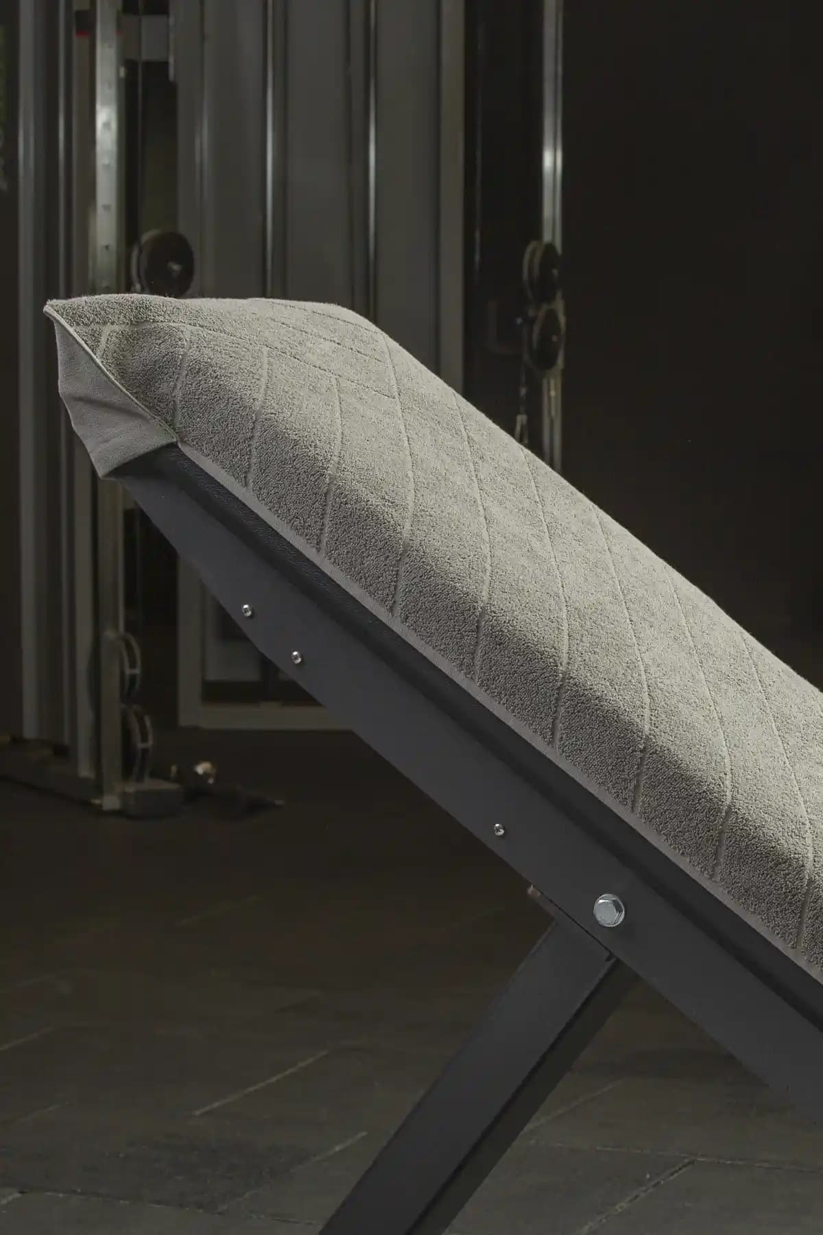 CottonTherapy 50x100 Kapaklı Spor Havlusu: Yüksek Emicilik ve Hijyenik Tasarım