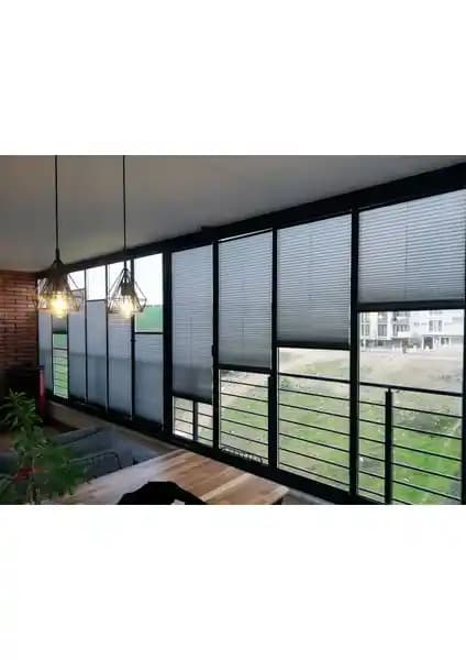 Denas Store Plise Perde Cam Balkon ve İç Mekanlar İçin Modern ve Dayanıklı Tasarım