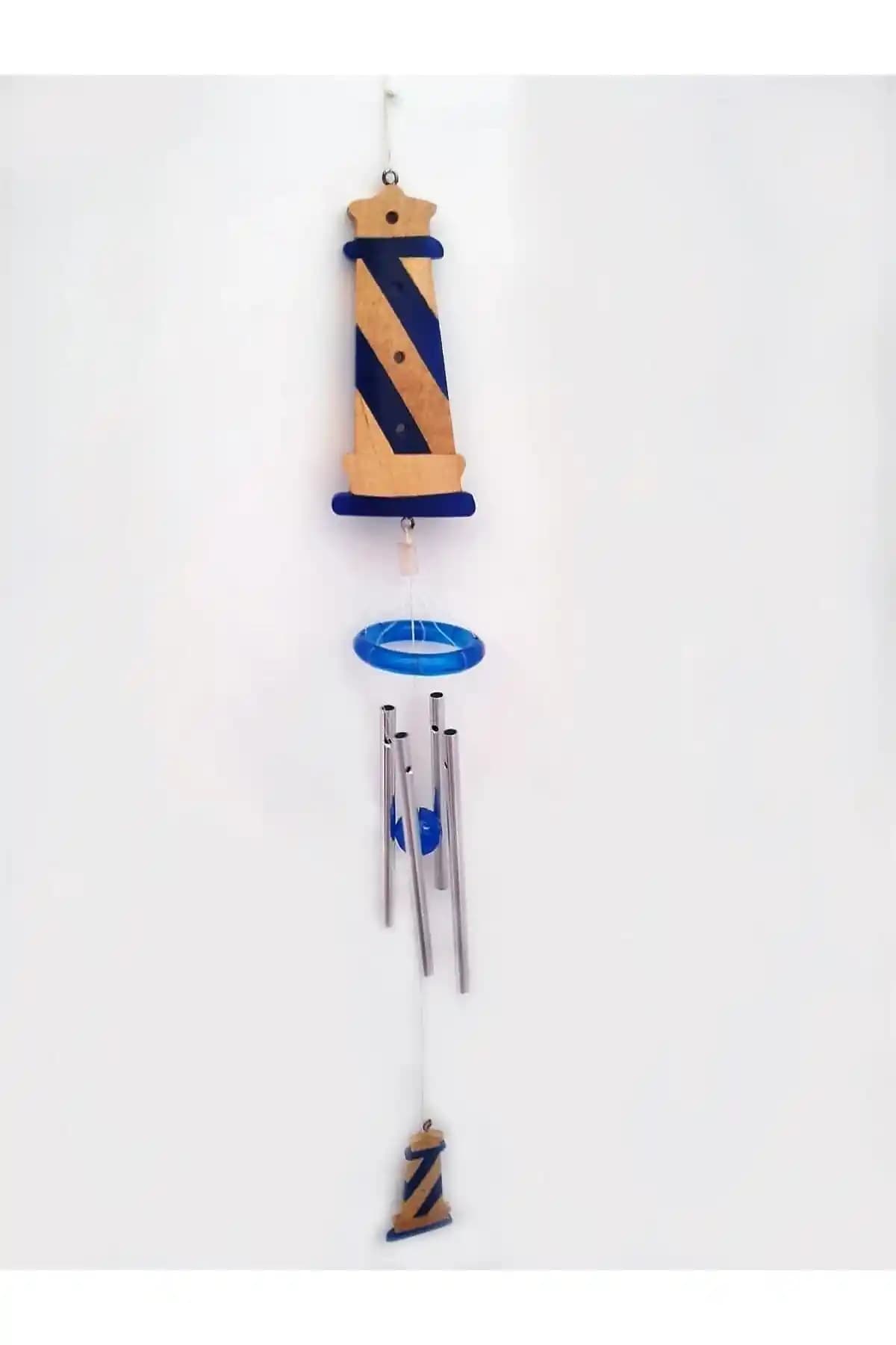 Deniz Feneri Figürlü Ahşap Rüzgar Çanı ile Bahçe ve İç Mekan Dekorasyonunuzu Zenginleştirin