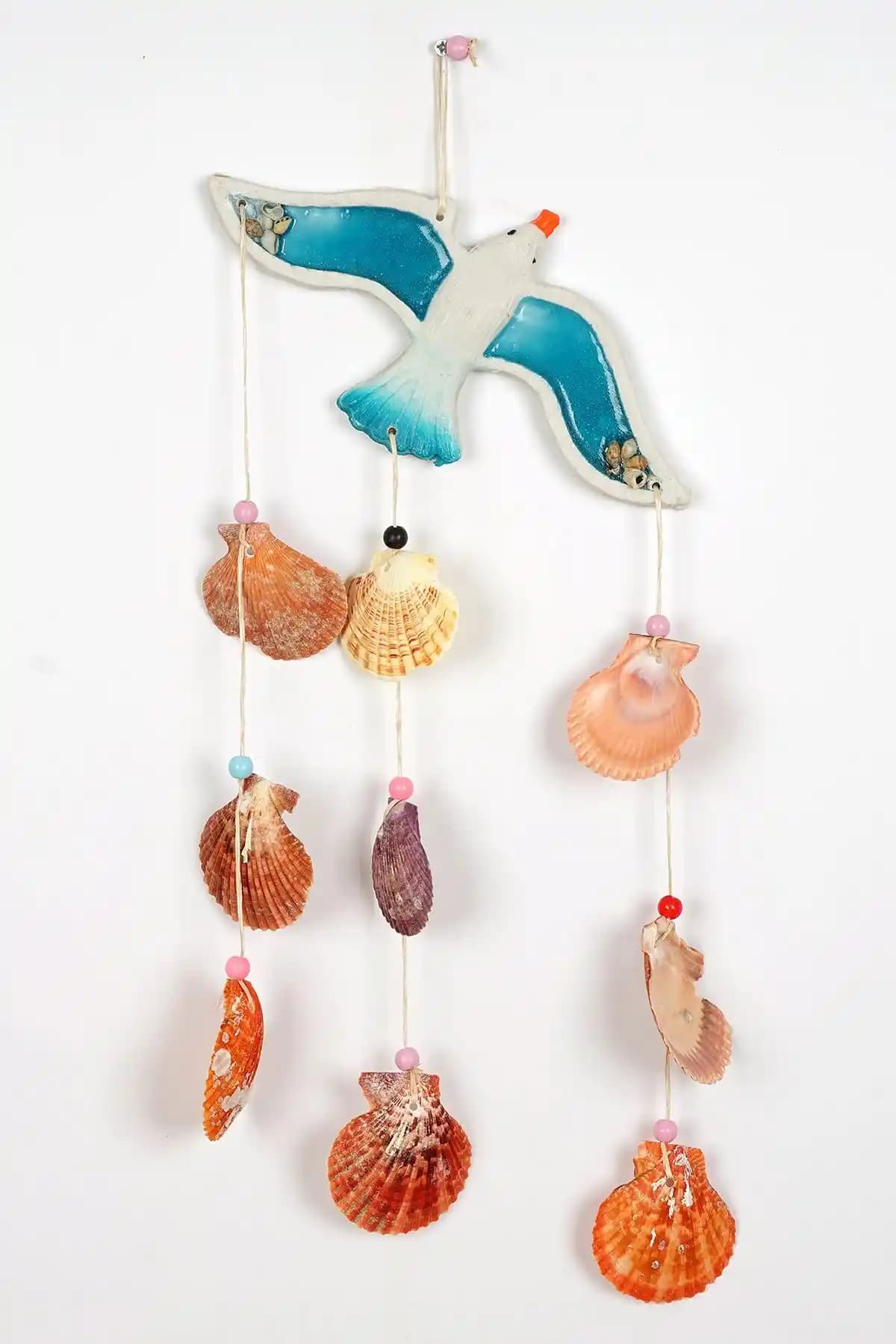 Deniz Kabuklu Uçan Martı Dekoratif Figür İç ve Dış Mekan Kullanımı İçin Uygun