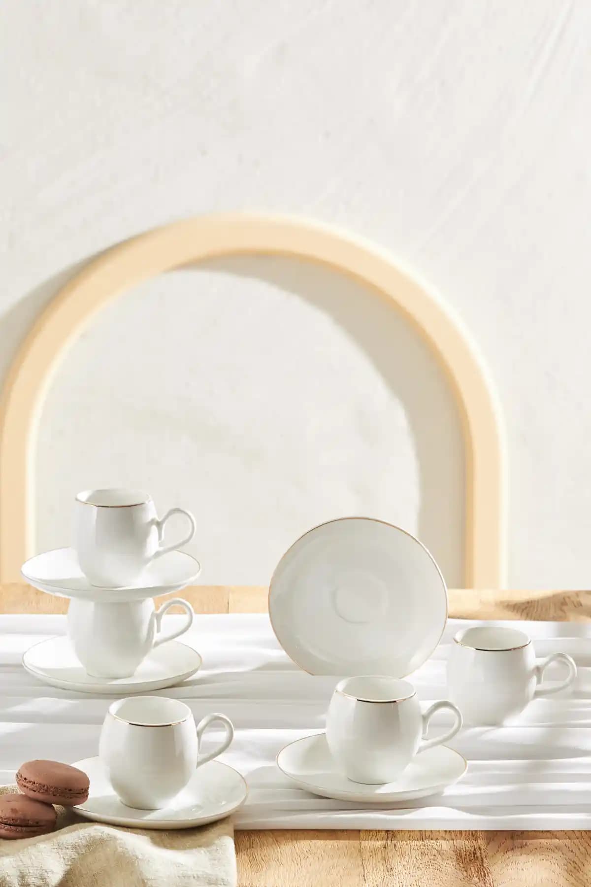 Emsan Freya 6 Kişilik Porselen Kahve Fincan Takımı Şık ve Dayanıklı Tasarım