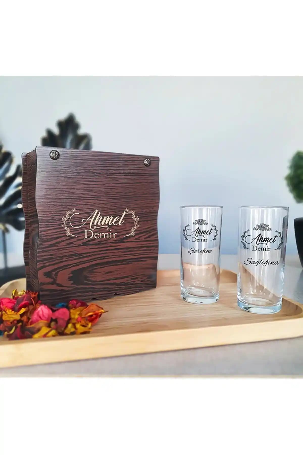 Hediyekralı 2'li Süslemeli Rakı Bardağı Seti: Kişiselleştirilebilir ve Estetik Tasarım