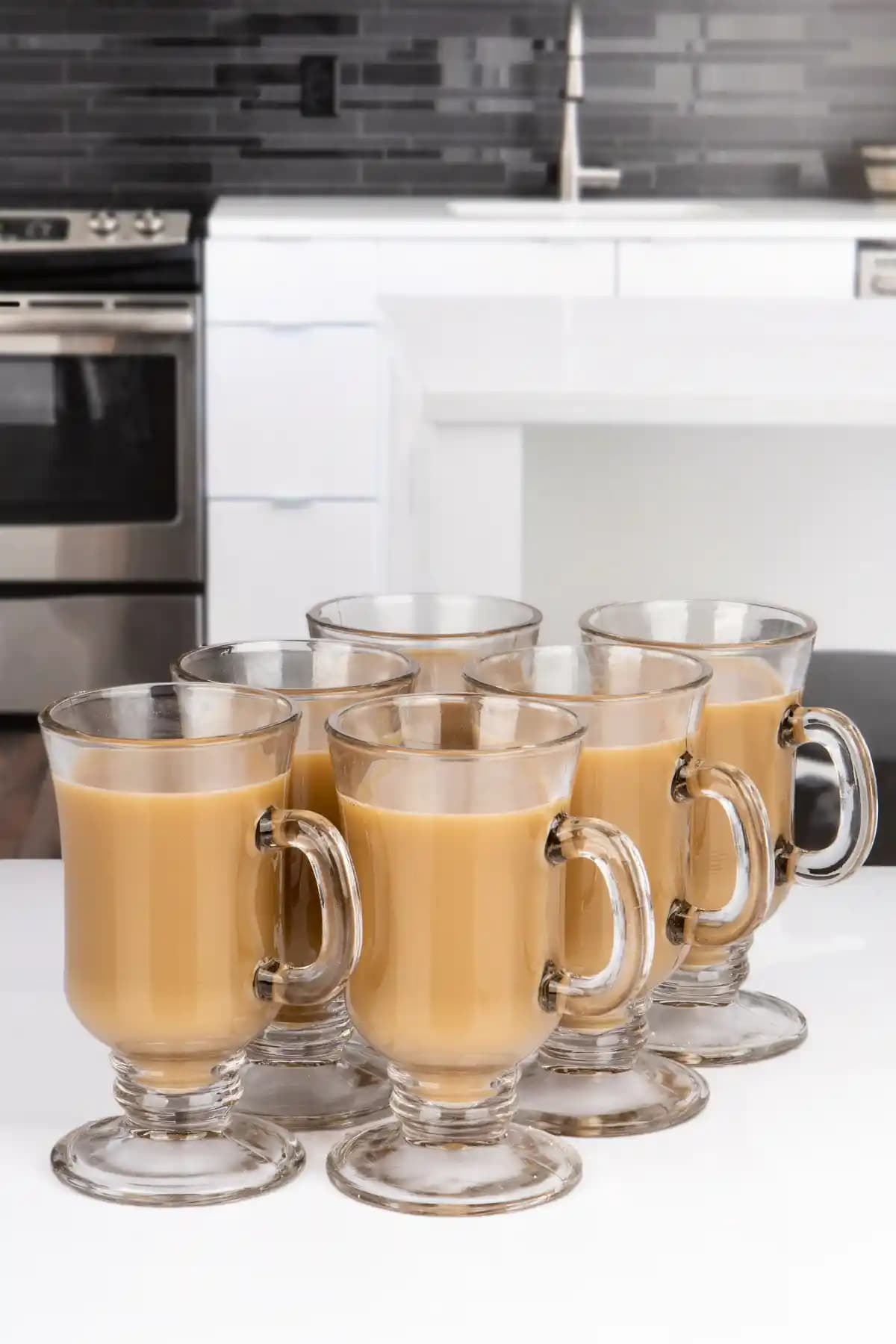 Karçiçeği Home 6'lı Ayaklı Kulplu Irish Model Latte Bardakları Şık ve Fonksiyonel Tasarım