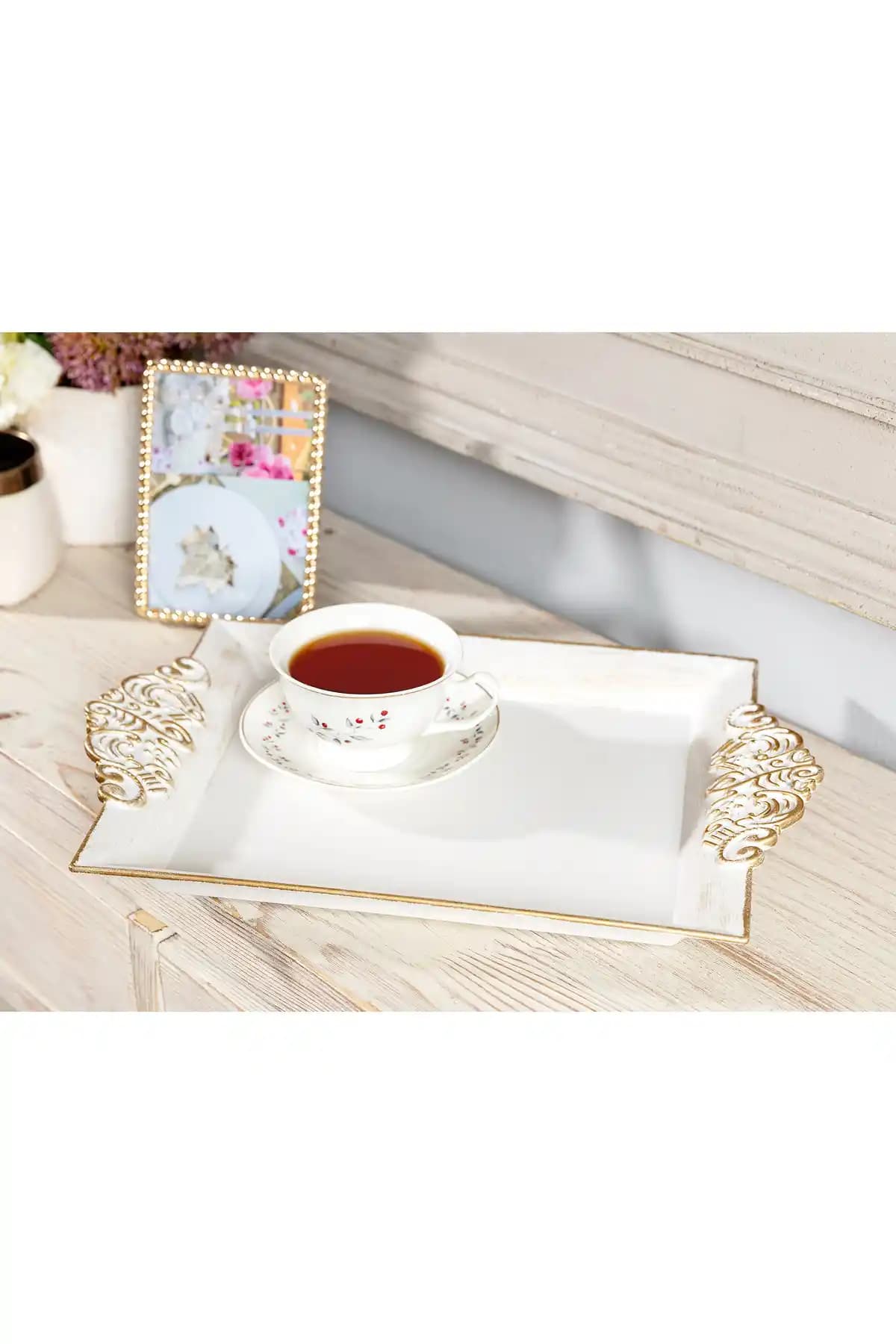 Madame Coco Barroco Büyük Tepsi: Şık ve Dayanıklı Servis Çözümü