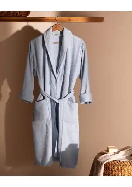 Madame Coco Belda Şalyaka Kadın Bornoz: Şıklık ve Konfor Sunan Yüksek Kaliteli Ev Giyim Ürünü