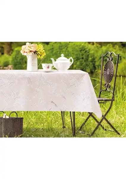 Madame Coco Exorde PVC Masa Örtüsü Şıklık ve Dayanıklılığı Bir Arada Sunar
