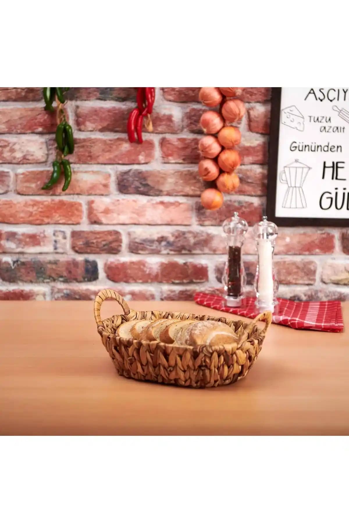 Naturalove Ekmek Sepeti: Doğal Malzemelerle Şık ve İşlevsel Saklama Çözümü