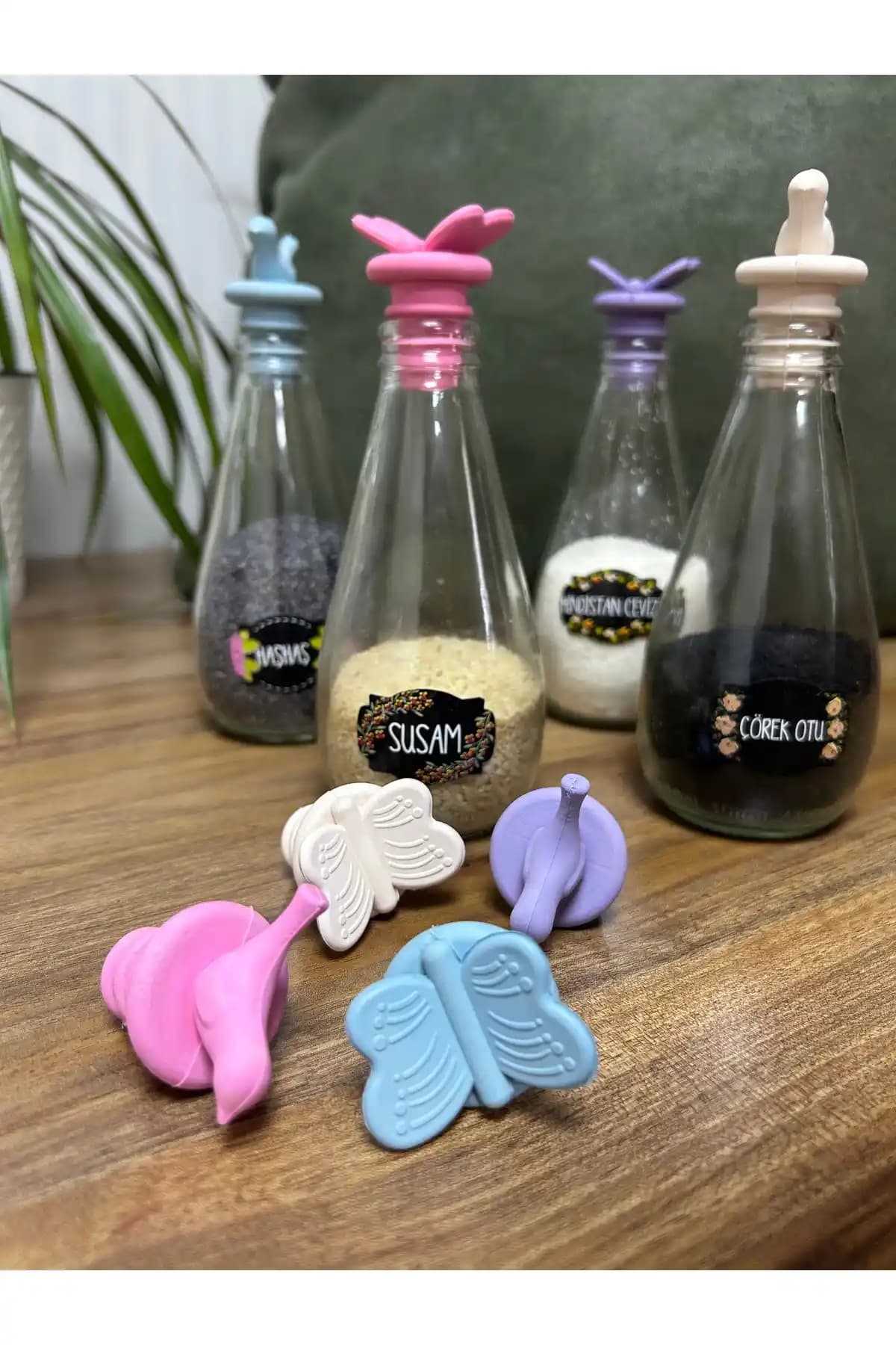 Righton Renkli Tıpa Seti: Mutfaklarınız İçin Pratik ve Estetik Çözüm