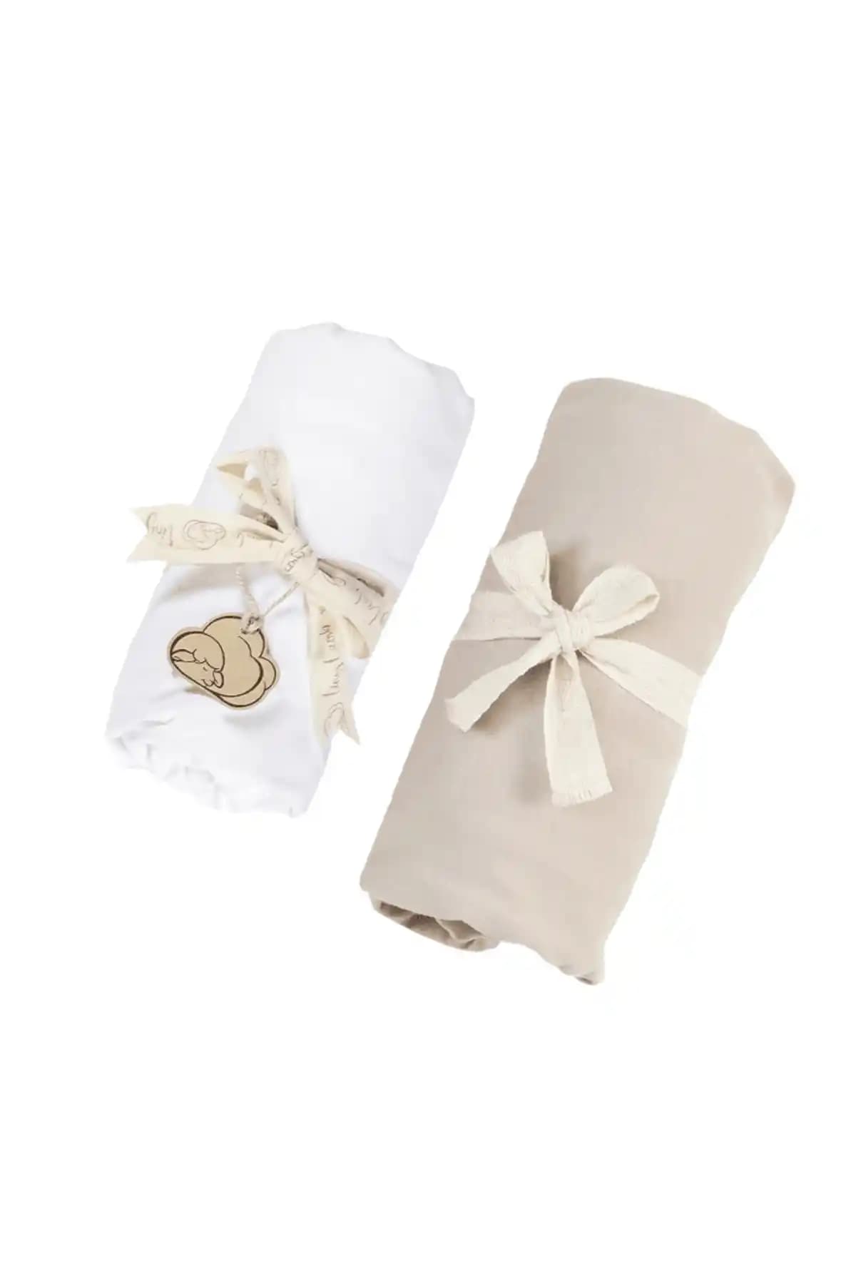 TinyLamb Organik Beyaz Bebek Çarşafı: Yumuşak ve Doğal Malzeme ile Bebek Konforu
