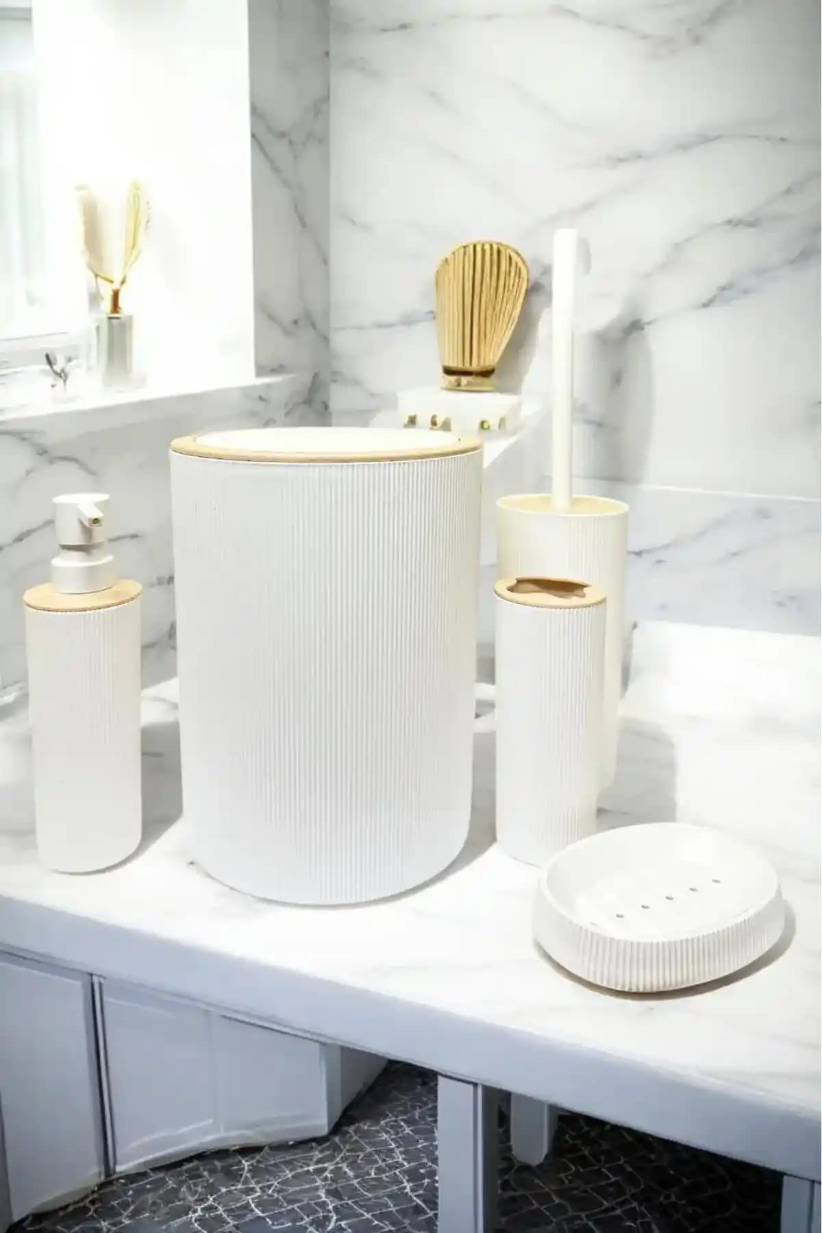 Banyo Takımları: Estetik ve Fonksiyonelliği Bir Arada Sunan Çözüm Seçenekleri